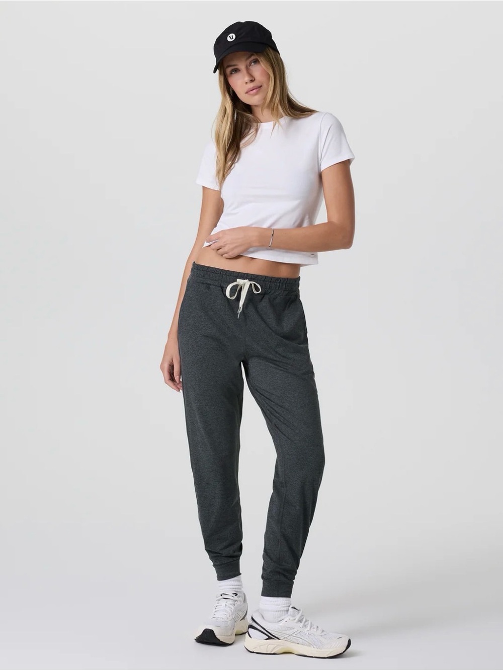Vuori Performance Joggers